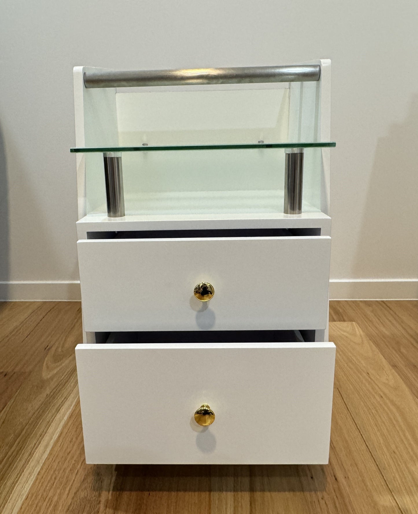 Pedicure Trolley White 2Pac finishes